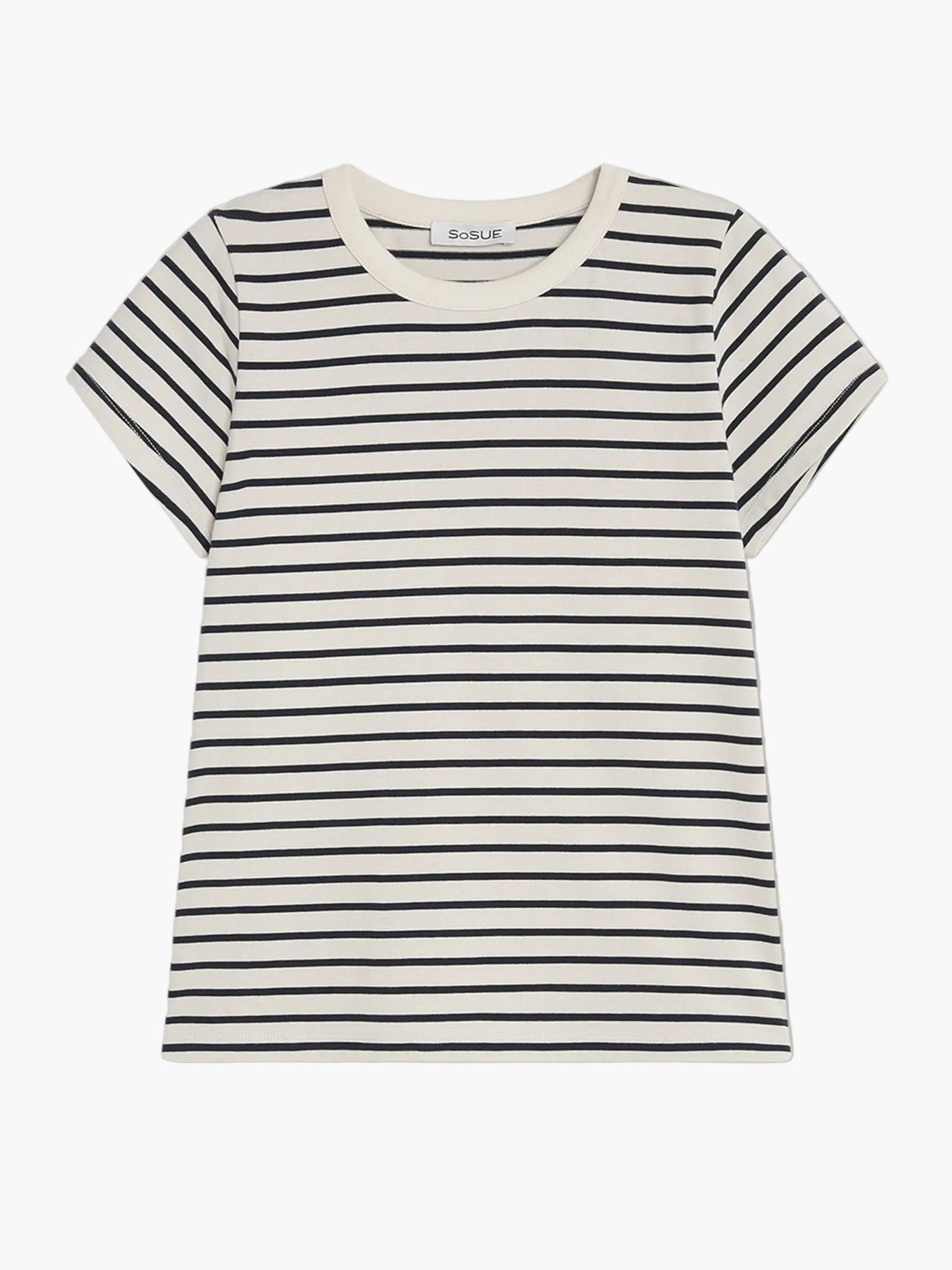 Das T-Shirt Stripes Black hat kurze Ärmel, einen Rundhalsausschnitt, klassische schwarze und weiße Querstreifen und einen geraden Saum - perfekt für einen zeitlosen Look.