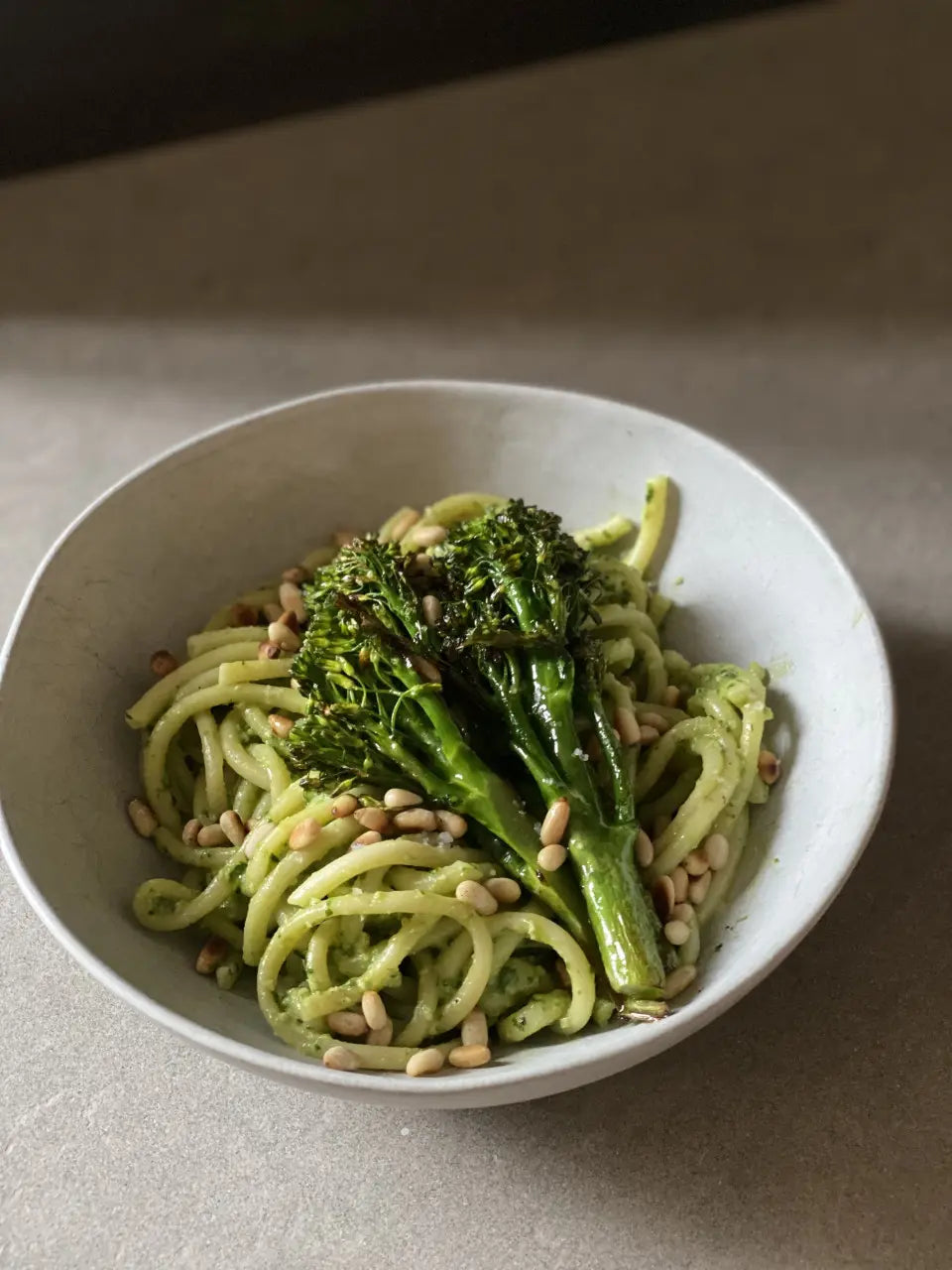 Rezept des Monats: Veganuary Avocado-Spinat Pasta