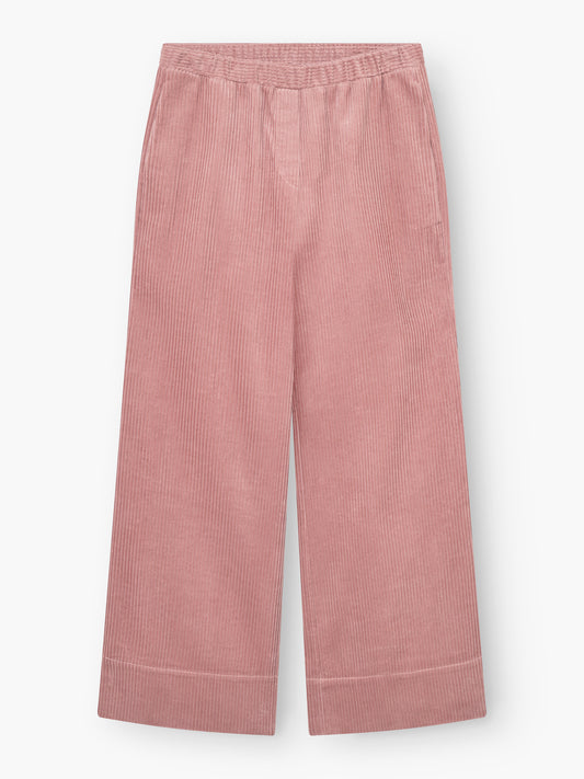 Die Pants Ted Rosa Corduroy sind weit geschnittene Hosen mit weitem Bein aus hellrosa Cord mit hoher Taille und dezenten vertikalen Rippen. Flach auf weißem Grund präsentiert, ist diese Hose perfekt für einen modernen, stilvollen Look.
