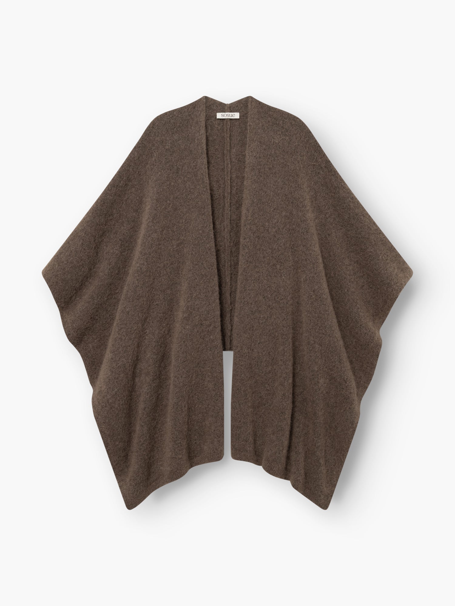 Das „Bear Cape Braun“ ist ein braunes, vorne offenes Wollcape mit weiten, drapierten Ärmeln und einer lockeren Passform, das vor einem weißen Hintergrund abgebildet ist.