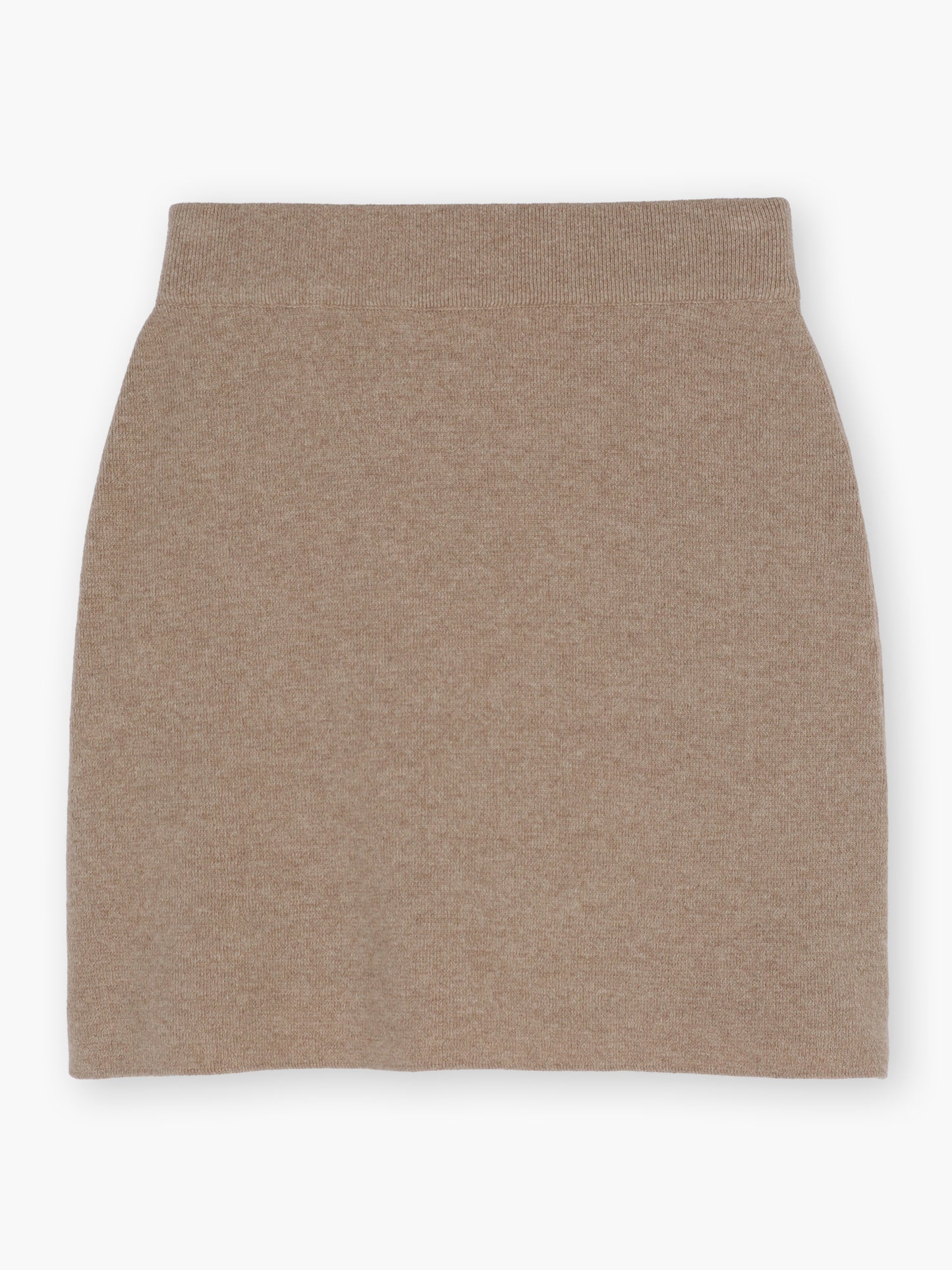 Der Rock Marino Mini Beige ist ein schlichter, hellbrauner Minirock für Damen mit hohem Bund, der flach auf weißem Grund abgebildet ist.