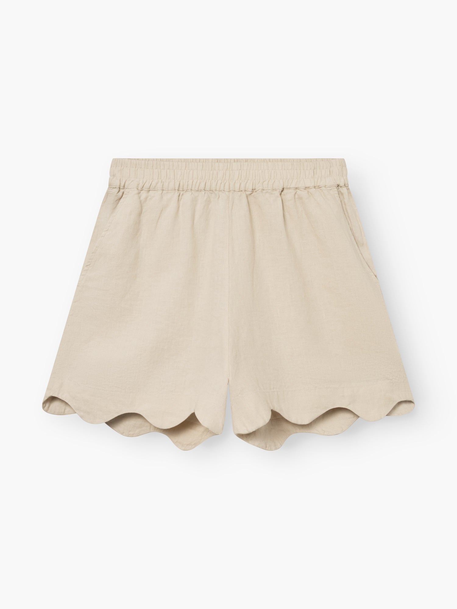 Shorts Wave Beige, mit elastischem Bund und überschnittenem Saum, auf weißem Hintergrund.