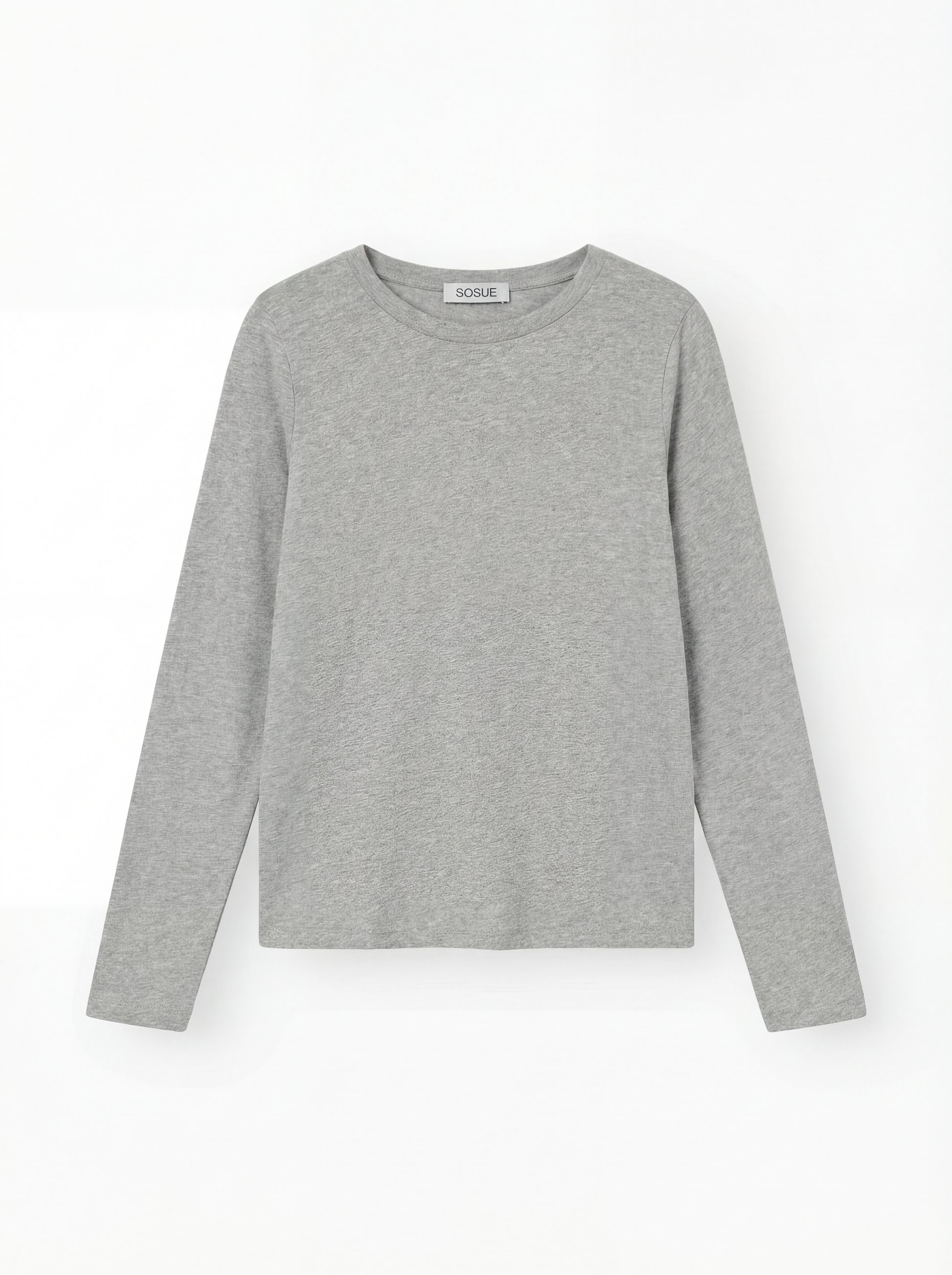 Das graue Hemd mit langen Ärmeln ist flach vor einem weißen Hintergrund abgebildet.