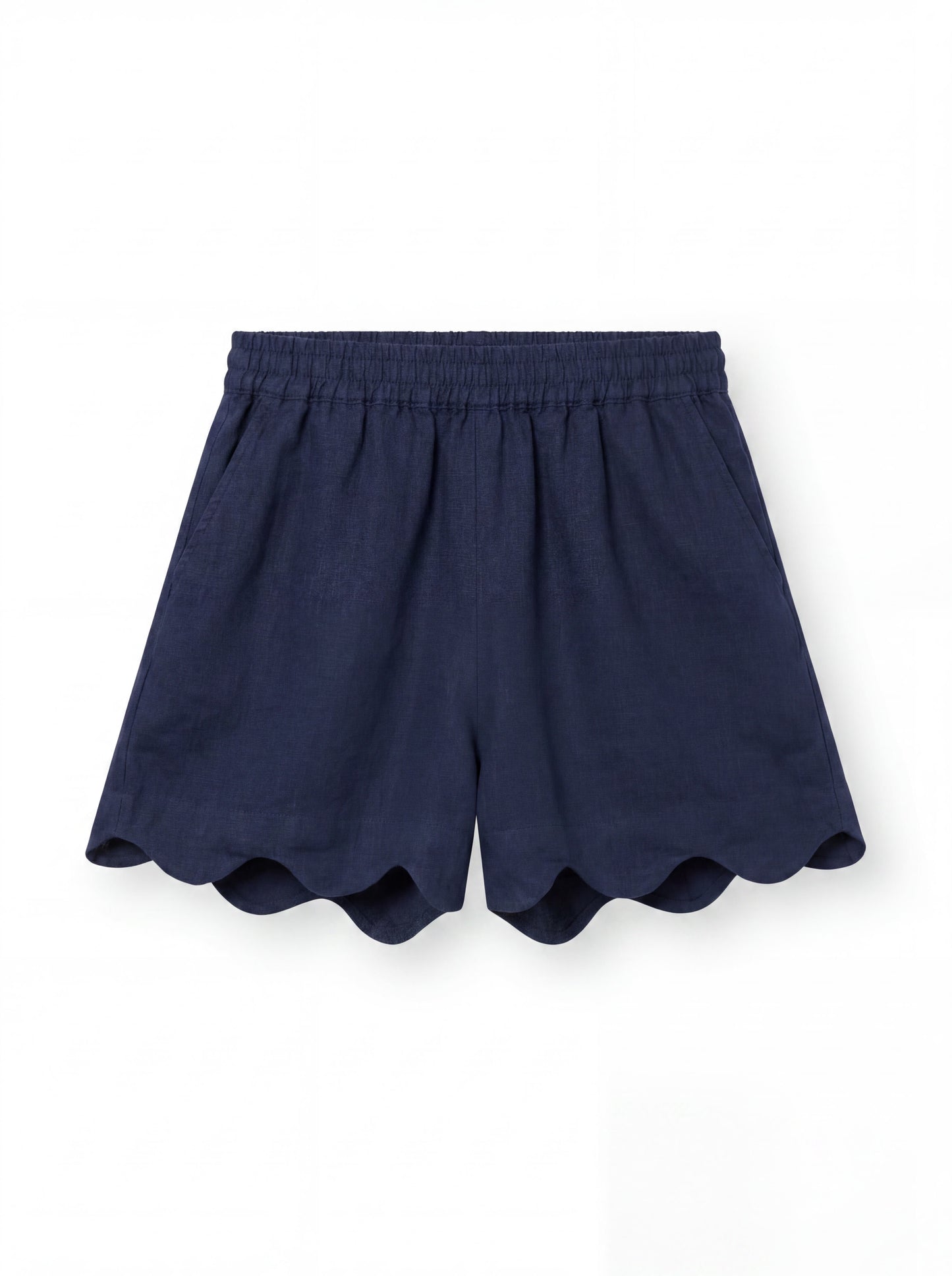Shorts Wave Navy mit elastischem Bund und überschnittenem Saum, abgebildet auf weißem Hintergrund.