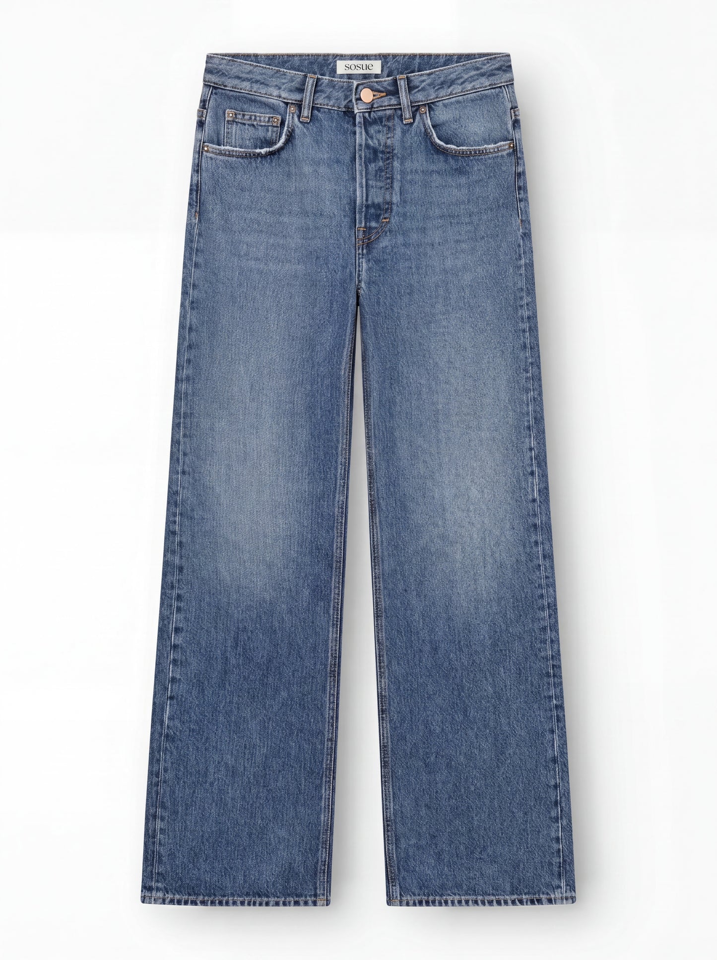 NOLA Jeans Light Blue – Damenjeans mit weitem Bein aus Premium-Denim, hergestellt in Italien; hohe Taillenlinie mit Knopf- und Reißverschluss, Vorder- und Gesäßtaschen sowie dezenten Ausbleichungen an den Oberschenkeln.